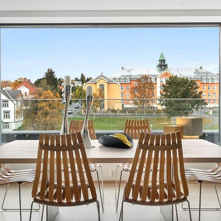 Luxury Apartment Downtown Tromso With 2 Bedrooms And 2 Bathrooms And Parking Esterno foto