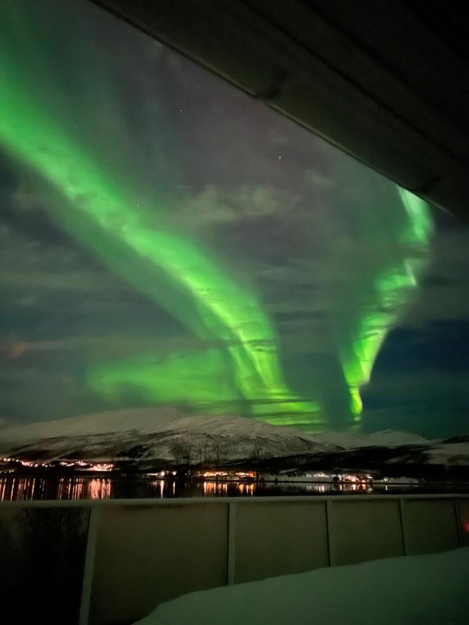 Luxury Apartment Downtown Tromso With 2 Bedrooms And 2 Bathrooms And Parking Esterno foto