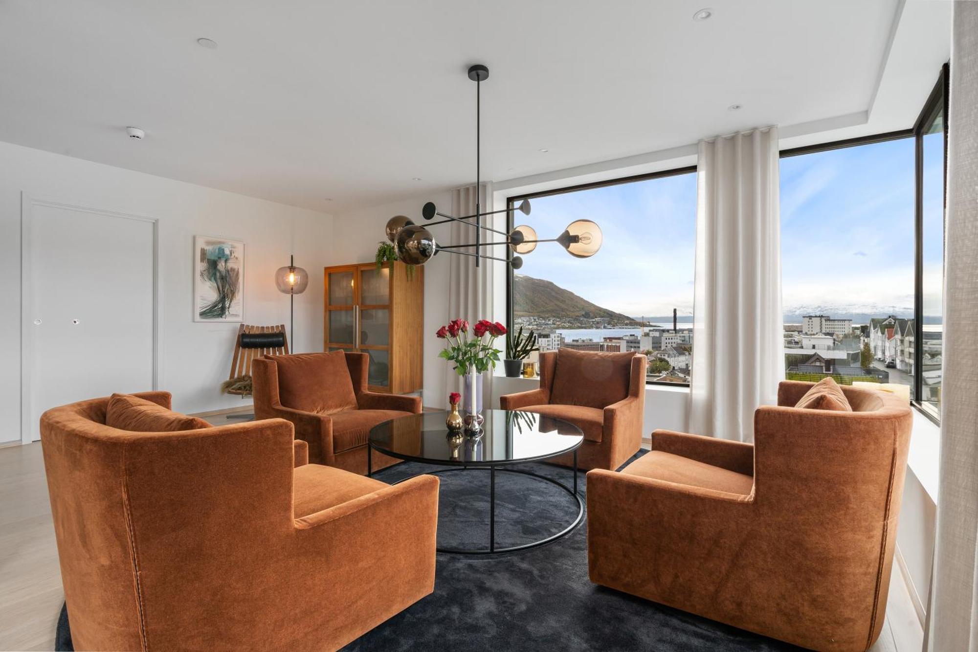 Luxury Apartment Downtown Tromso With 2 Bedrooms And 2 Bathrooms And Parking Esterno foto